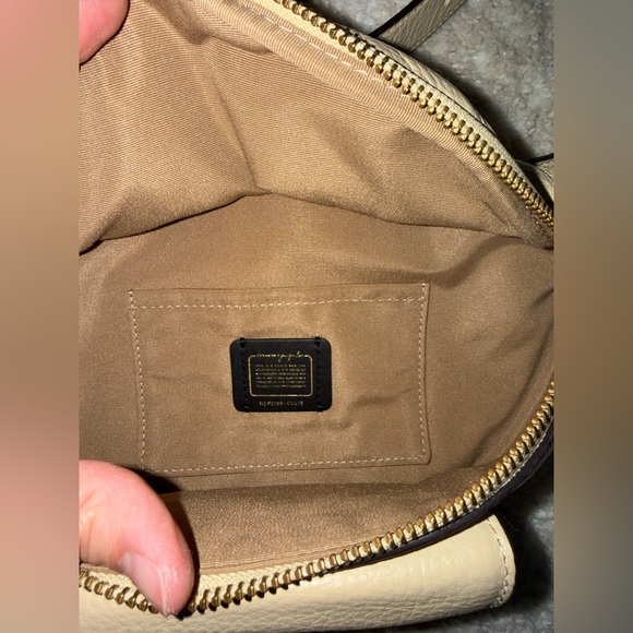 Coach x Jennifer Lopez Cream Leather Chain Crossbody Bag - Picture 6 of 6